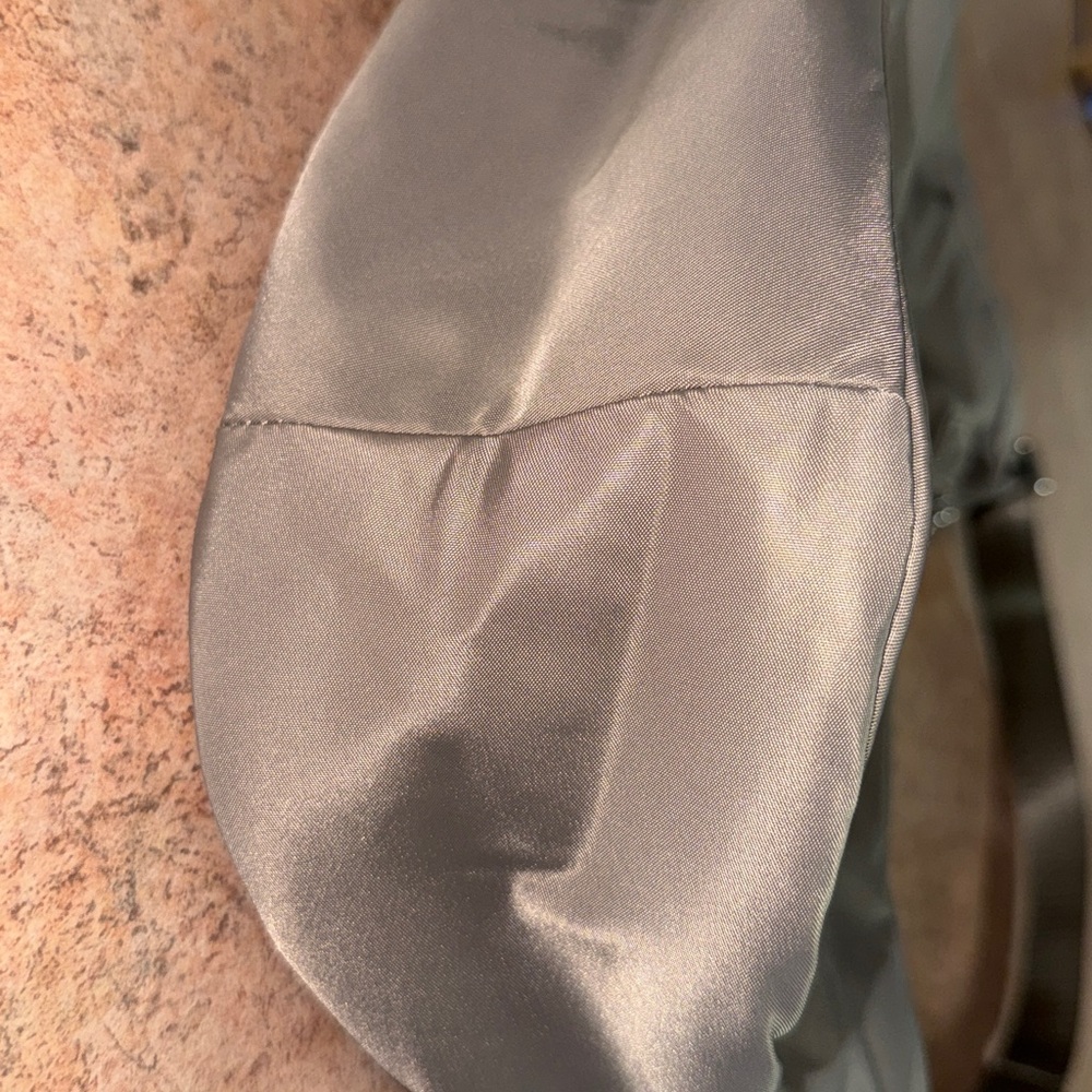 Lululemon City Essentials 4L Hobo Purse Warm Ash Grey - Picture 10 of 10